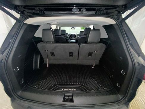 Used 2019 Chevrolet Traverse LT FWD image 12