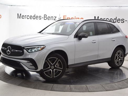 Used 2026 Mercedes-Benz GLC 300 image 2