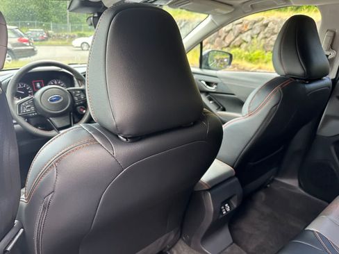 Used 2025 Subaru Crosstrek 2.5i Limited w/ Crosstrek Mirror Package AWD/4WD image 9