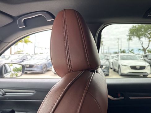 Used 2024 MAZDA CX-5 Carbon Edition image 16