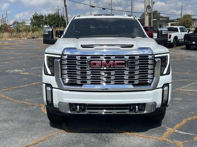 New 2026 GMC Sierra 3500 Denali w/ Denali Reserve Package AWD/4WD image 2