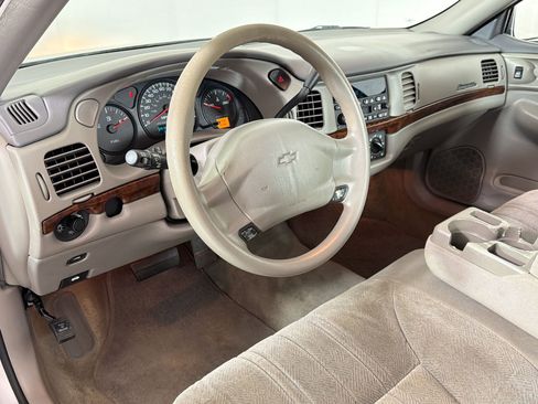 Used 2004 Chevrolet Impala FWD image 4