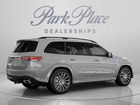 Used 2026 Mercedes-Benz GLS 450 4MATIC image 22