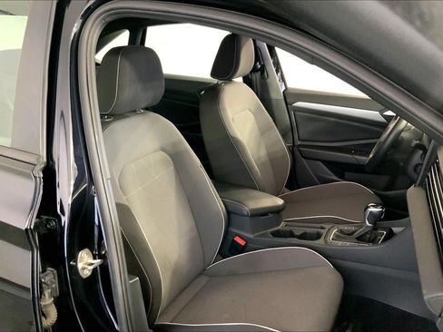 Used 2025 Volkswagen Jetta Sport FWD image 7