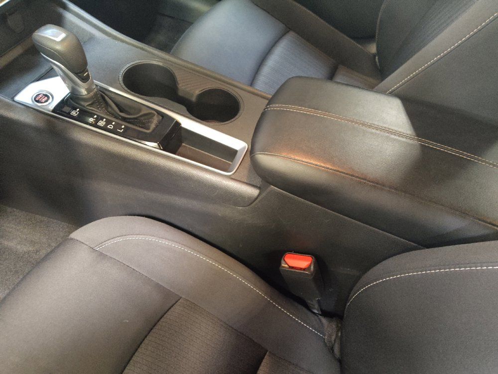 Used 2025 Nissan Altima 2.5 SV FWD image 26
