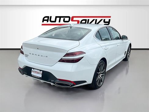 Used 2025 Genesis G70 2.5T image 7