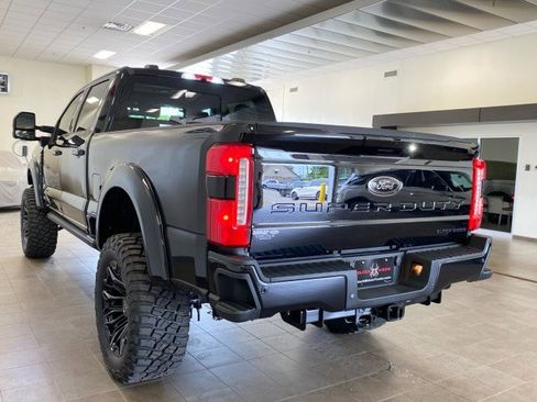 New 2026 Ford F250 Lariat w/ Black Appearance Package AWD/4WD image 5