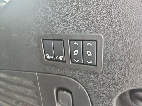 Used 2020 Chevrolet Tahoe Premier image 32