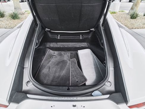 Used 2023 Jaguar F-TYPE Coupe RWD image 8
