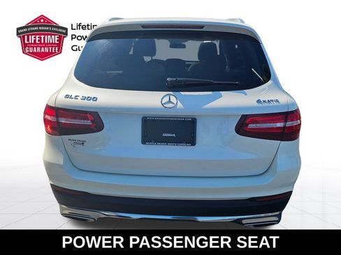 Used 2018 Mercedes-Benz GLC 300 4MATIC image 10