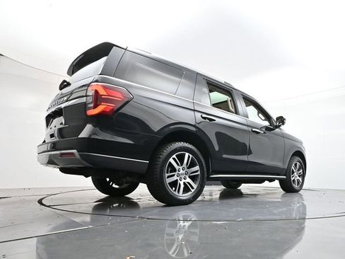 Used 2022 Ford Expedition Limited image 35