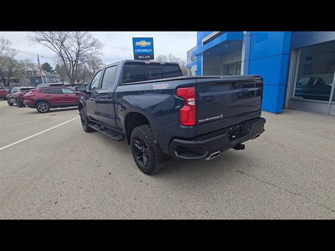 Used 2021 Chevrolet Silverado 1500 LT Trail Boss w/ Convenience Package II AWD/4WD image 7