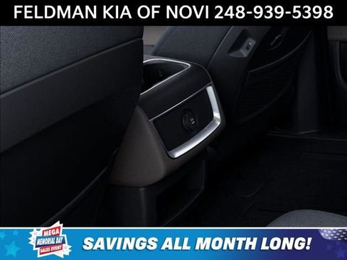 New 2026 Kia Carnival LX FWD image 27