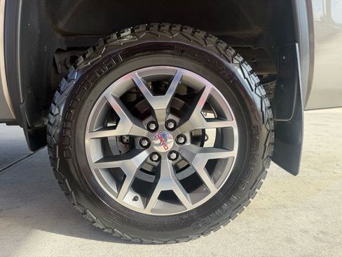 Used 2017 GMC Sierra 1500 SLT image 12