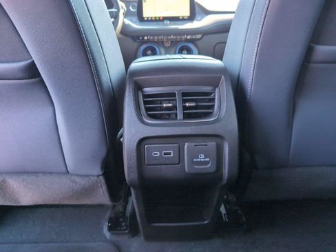 Used 2024 Chevrolet Blazer RS w/ Driver Confidence II Package FWD image 34