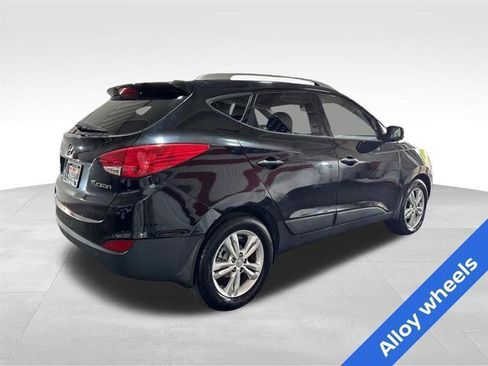 Used 2011 Hyundai Tucson GLS FWD image 5