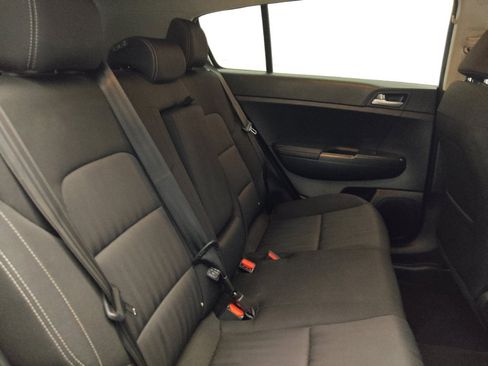 Used 2020 Kia Sportage LX FWD image 19