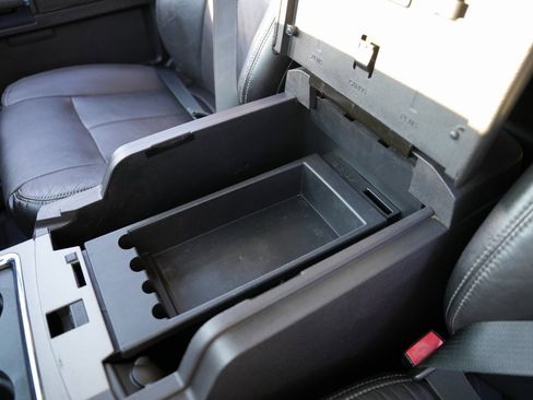 Used 2015 Ford F350 Lariat image 34