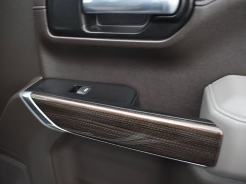 Used 2019 Chevrolet Silverado 1500 LT w/ All-Star Edition image 13