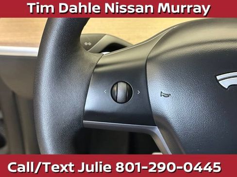 Used 2023 Tesla Model Y Performance AWD/4WD image 23