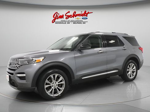 Used 2022 Ford Explorer Limited w/ Equipment Group 301A AWD/4WD image 2