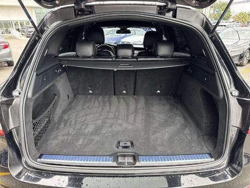 Used 2019 Mercedes-Benz GLC 300 w/ Premium Package image 9