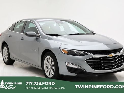 Used 2024 Chevrolet Malibu LT image 1