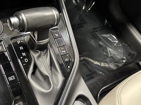 Used 2023 Kia Niro EX image 20