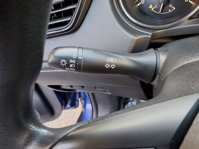 Used 2019 Nissan Rogue S FWD image 11