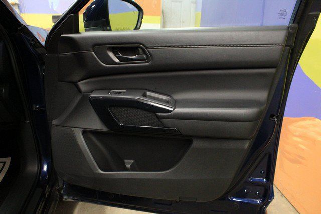 Used 2025 Nissan Pathfinder SV FWD image 9