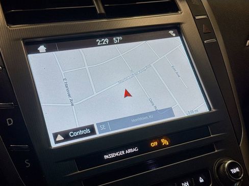 Used 2018 Lincoln MKZ Select w/ Select Plus Package image 15