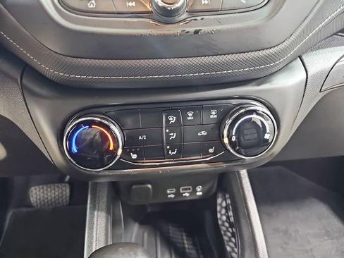 Certified 2023 Chevrolet TrailBlazer ACTIV image 28