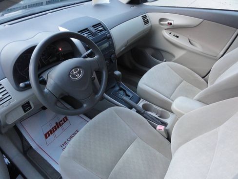 Used 2009 Toyota Corolla LE FWD image 9