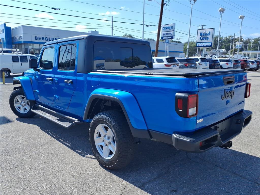 Used 2022 Jeep Gladiator Sport AWD/4WD image 6