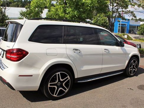 Used 2018 Mercedes-Benz GLS 550 4MATIC image 5