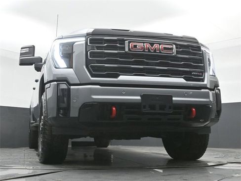 Used 2024 GMC Sierra 2500 AT4 w/ AT4 Premium Plus Package image 47