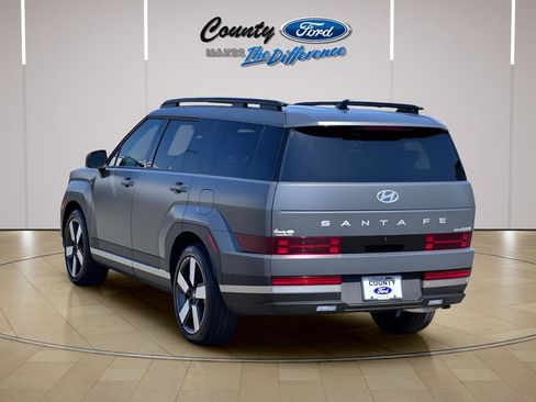 Used 2025 Hyundai Santa Fe Limited AWD/4WD image 25