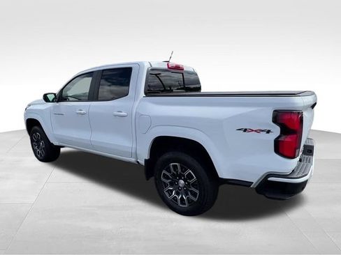 Certified 2024 Chevrolet Colorado LT w/ LT Convenience Package III AWD/4WD image 4