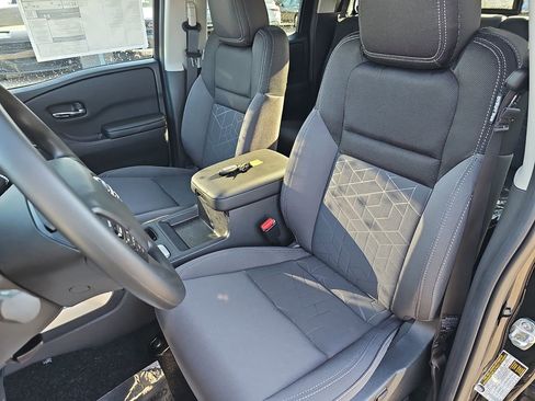 New 2026 Nissan Frontier SV w/ Tow Package RWD image 18