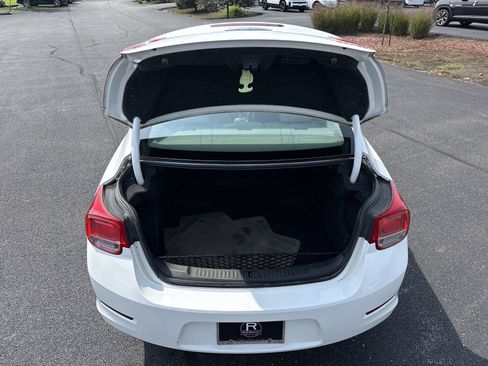 Used 2013 Chevrolet Malibu LS w/ Protection Package FWD image 22