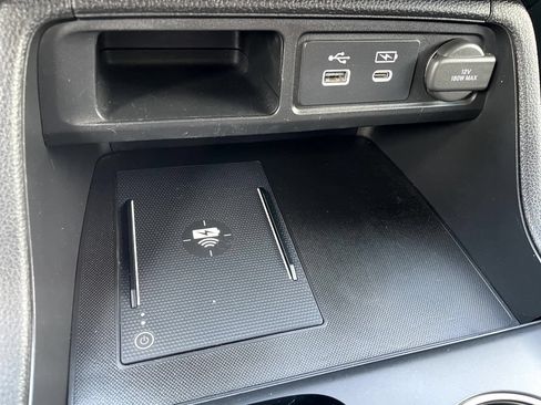 Certified 2025 Honda Pilot Black Edition image 20