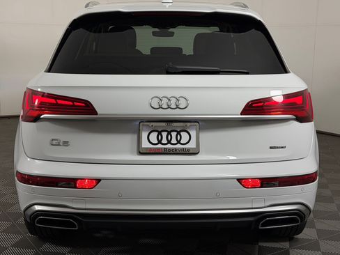 Used 2023 Audi Q5 2.0T Premium w/ Convenience Package AWD/4WD image 10