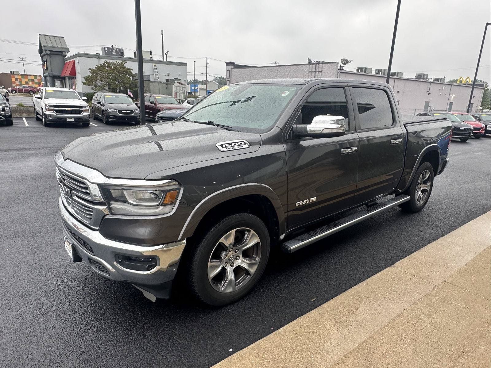 Used 2019 RAM 1500 Laramie AWD/4WD image 6