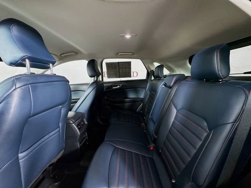 Certified 2024 Ford Edge SEL w/ Sport Appearance Package image 29