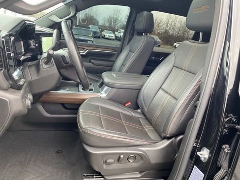 Certified 2024 Chevrolet Silverado 2500 High Country w/ Midnight Edition image 17