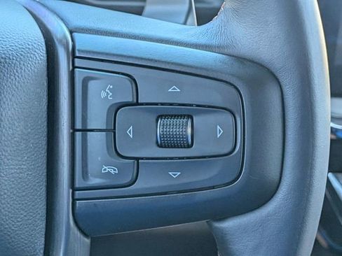 Used 2022 GMC Sierra 1500 AT4 w/ Technology Package AWD/4WD image 30