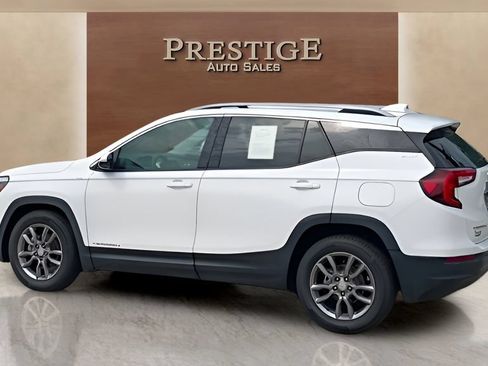 Used 2023 GMC Terrain SLT FWD image 33