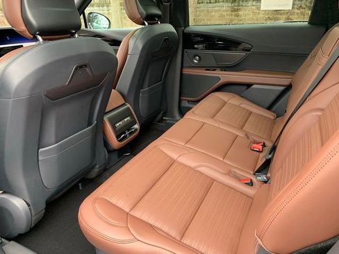 New 2026 Lincoln Nautilus Reserve w/ Jet Appearance Package image 18