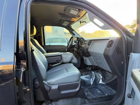 Used 2016 Ford F350 XL w/ XL Appearance Package AWD/4WD image 9