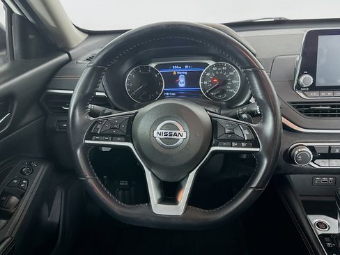Used 2020 Nissan Altima 2.5 SR FWD image 17